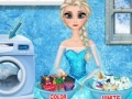 Jogo Elsa Washing Clothes