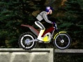 Jogo Motor bike drive in dangerous mountain